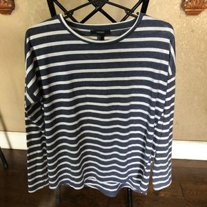 Stripped long sleeve shirt